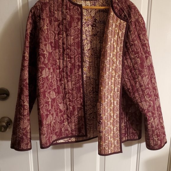 J. Jill Jackets & Blazers - NWT J. Jill Burgundy and Cream Reversible Quilted Blazer